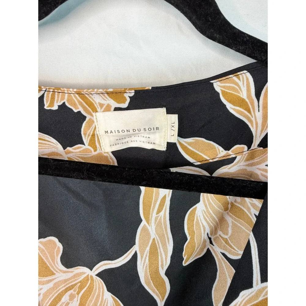 Maison Du Soir Floral Wrap Robe Black Gold Kimono Sleeve L/XL